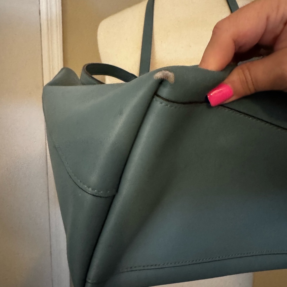 Coach Teal Leather Tote with Gold Chain - Picture 13 of 16